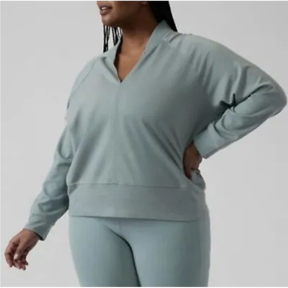 Athleta Eastbound Sweatshirt Woman's Sz 1X Minimalistic Grey / Muted Aqua - Picture 1 of 9